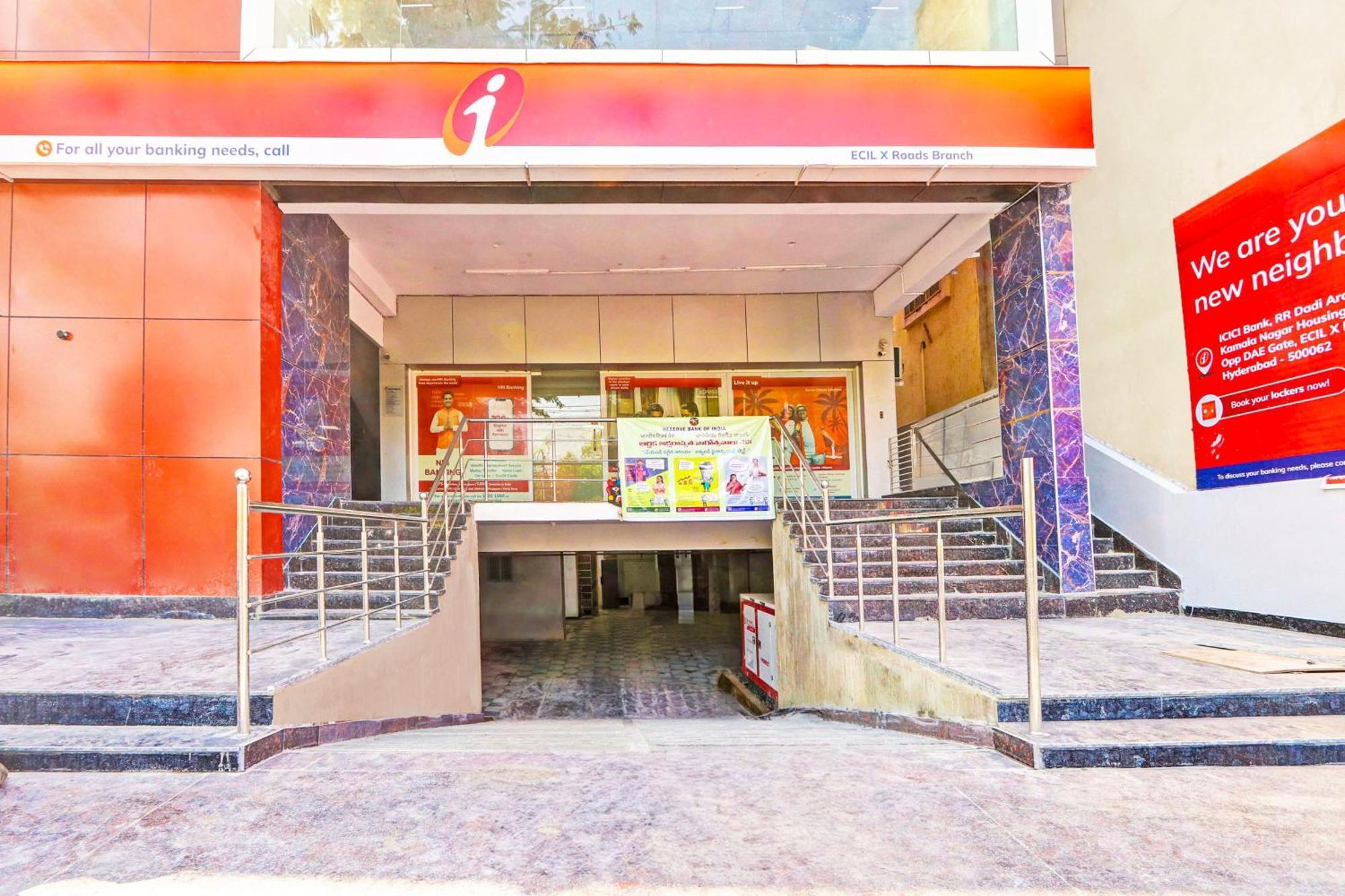Hotel O R Square Hyderabad Exterior foto